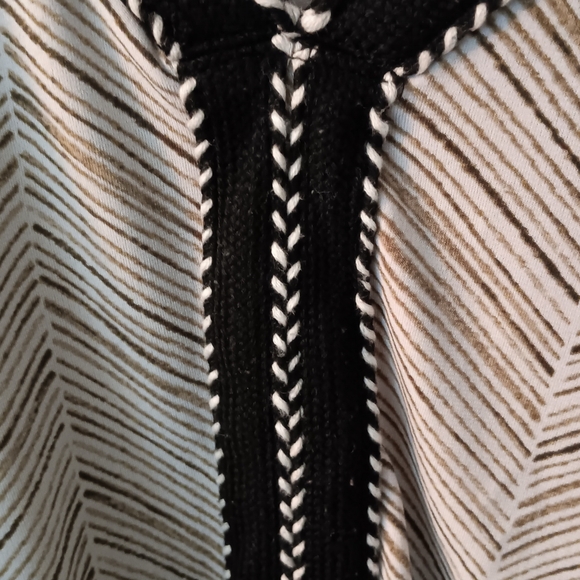 RAYON Top - Picture 3 of 3